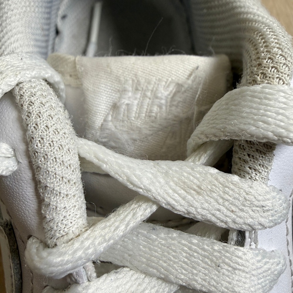 Nike Air Force 1 Low '07 Womens Size 7.5 Triple White Sneakers DD8959-100 - Picture 10 of 14